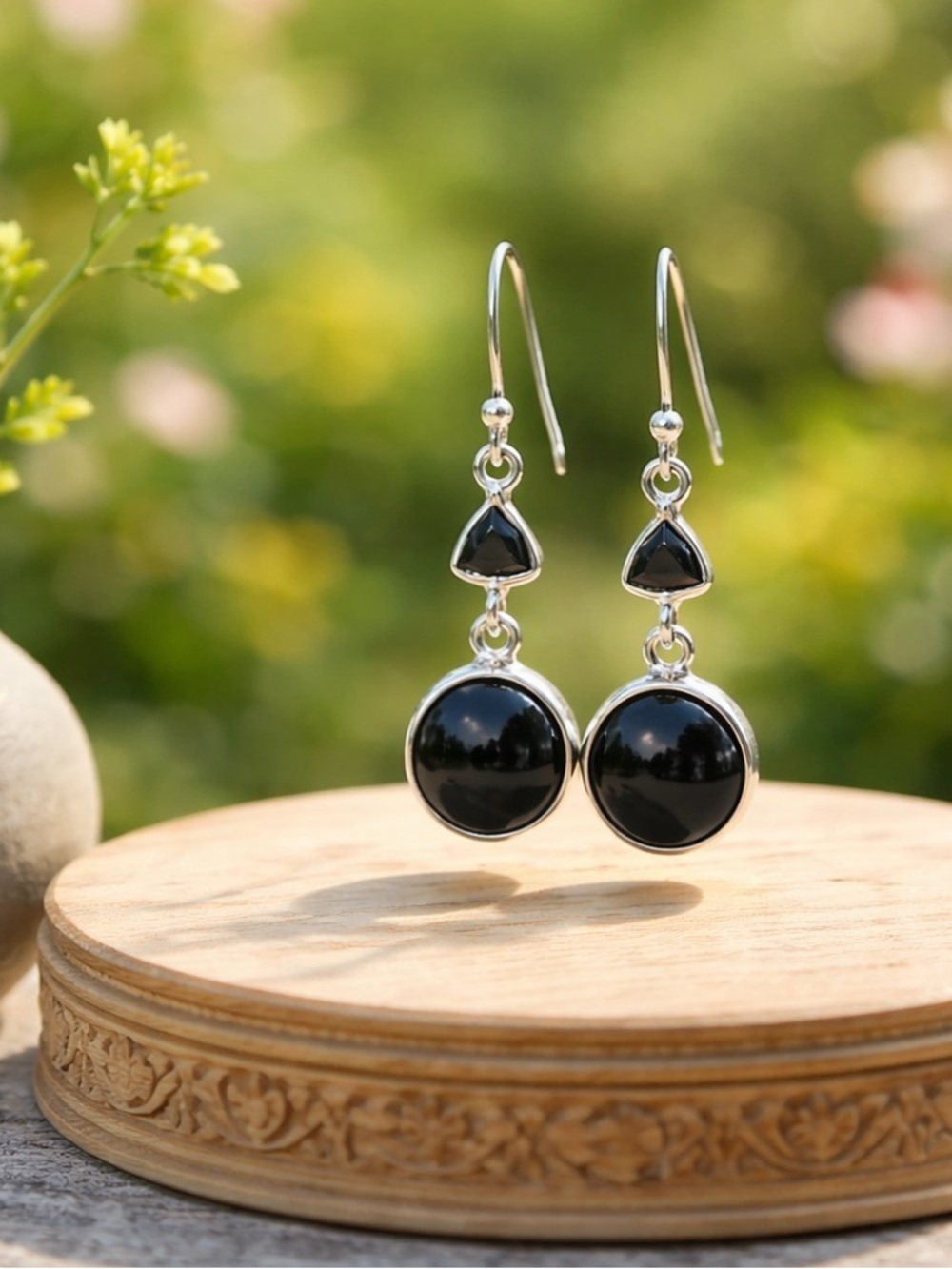 NEW! Onyx Earrings - Picture 10 of 12